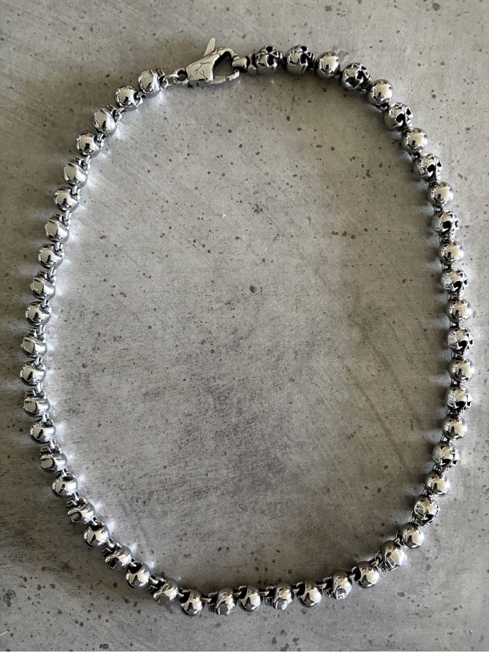 Clocks & Colours Headlock chain